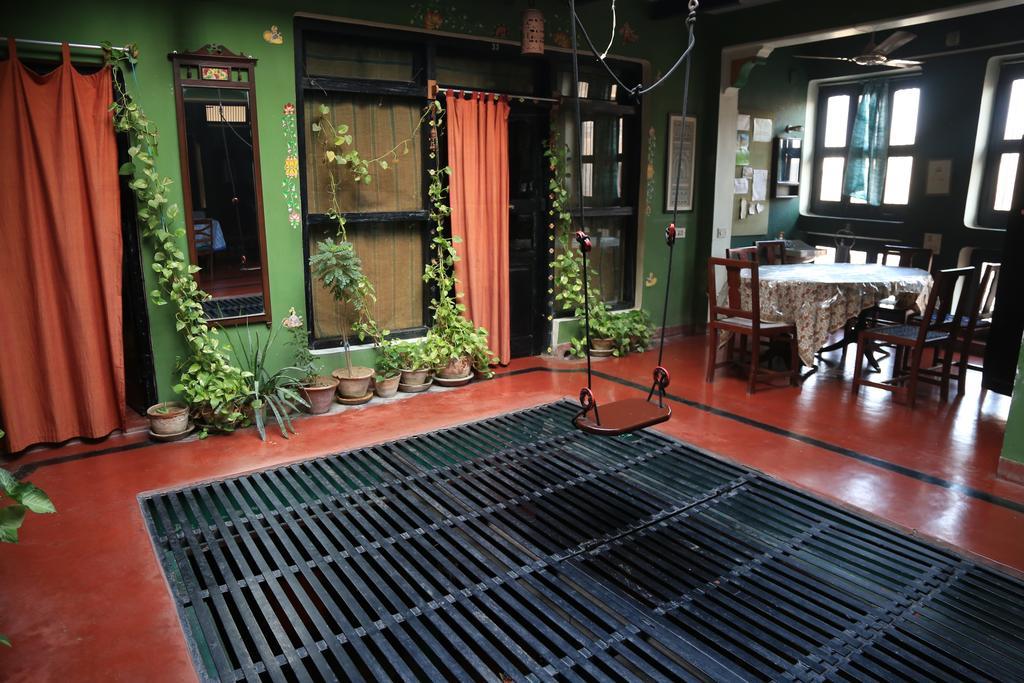 Ram Bhawan Residency Apartment Varanasi Bilik gambar